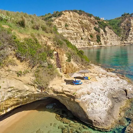 Anna Maria Rock Pure Luxury Villa Spartià