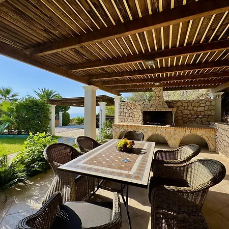 Вилла Anna Maria Rock Pure Luxury